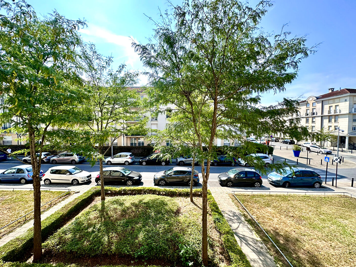 Appartement BUSSY SAINT GEORGES (77600) 1 pièce 30.95 m²
