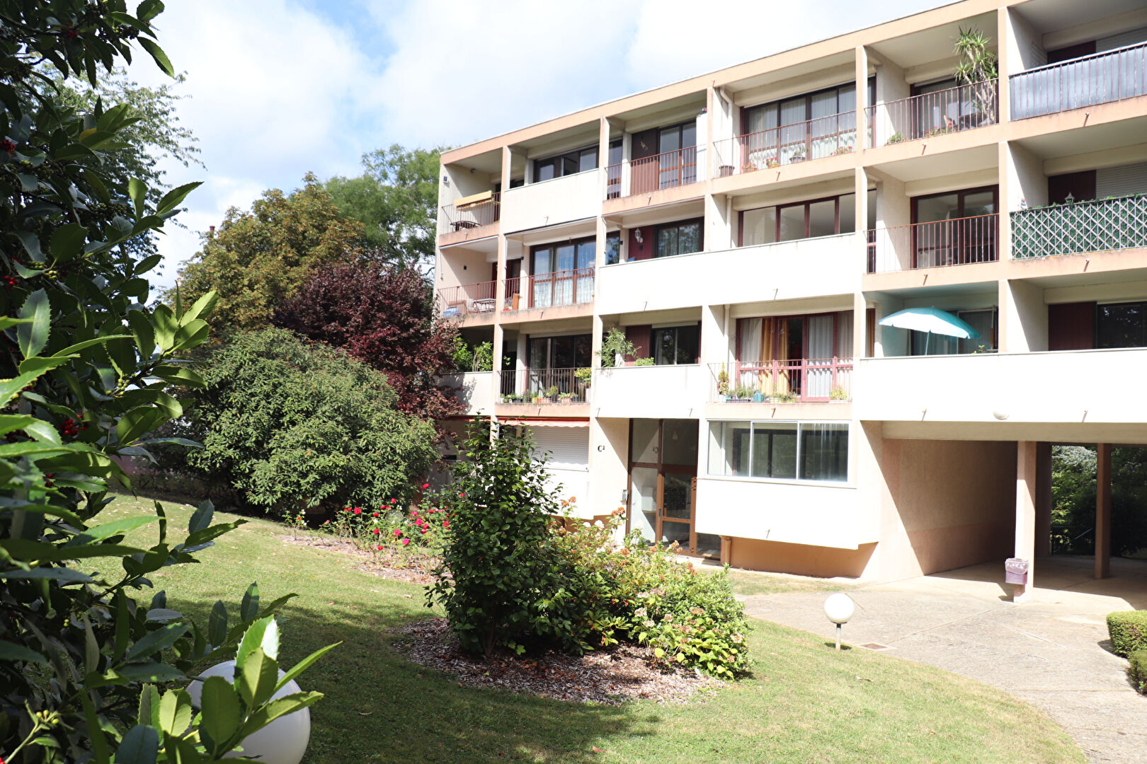 Appartement LAGNY SUR MARNE (77400) 1 pièce 42.06 m²