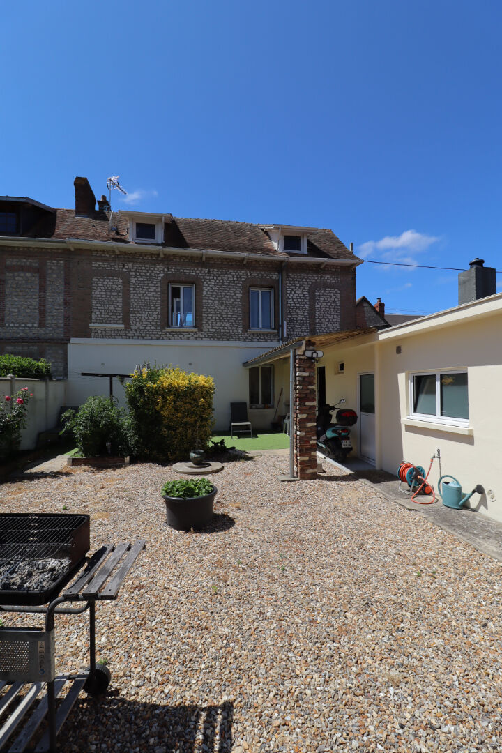Maison LOUVIERS (27400) 3 pièces 92.00 m²