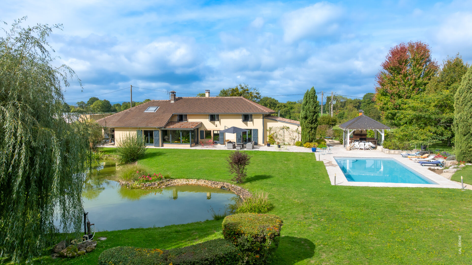 Maison BOISSEY (01190) 7 pièces 268.34 m²
