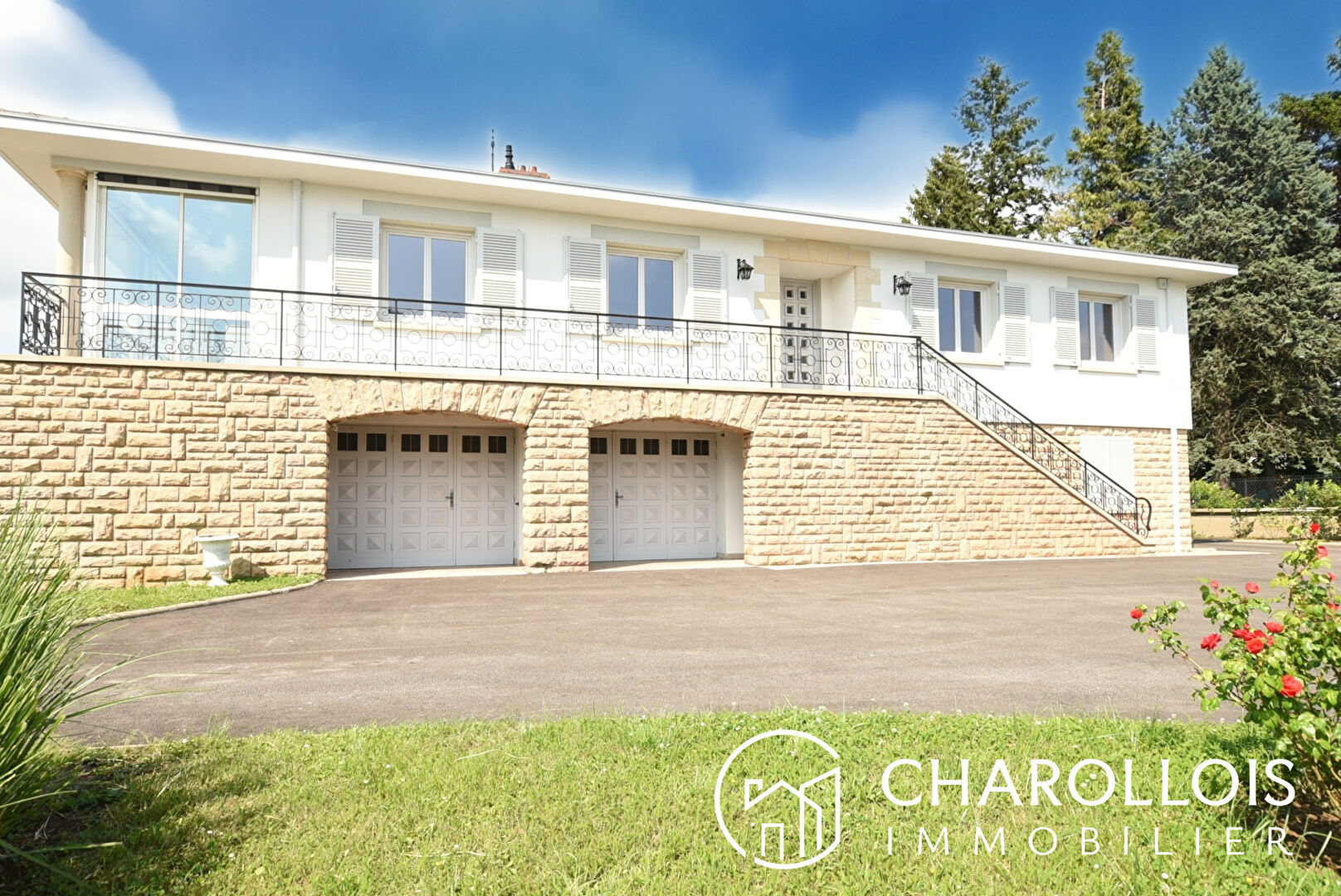 Maison 7 pièces 250 m² · à Charnay-lès-Mâcon · 250 m² · 650 000 €