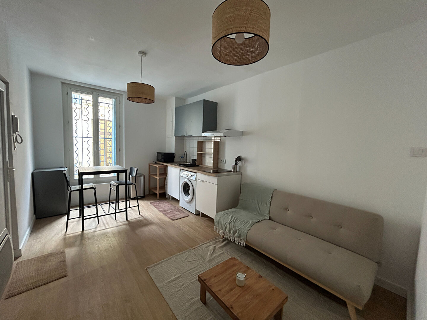 Appartement NIMES (30000) 2 pièces 25.00 m²