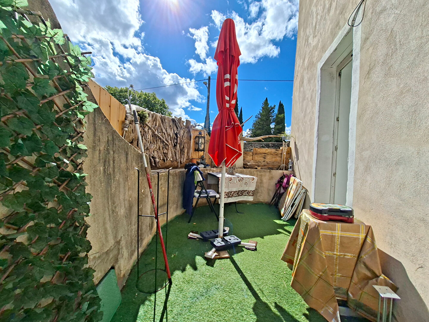 Immeuble NIMES (30000) 4 pièces 73.52 m²