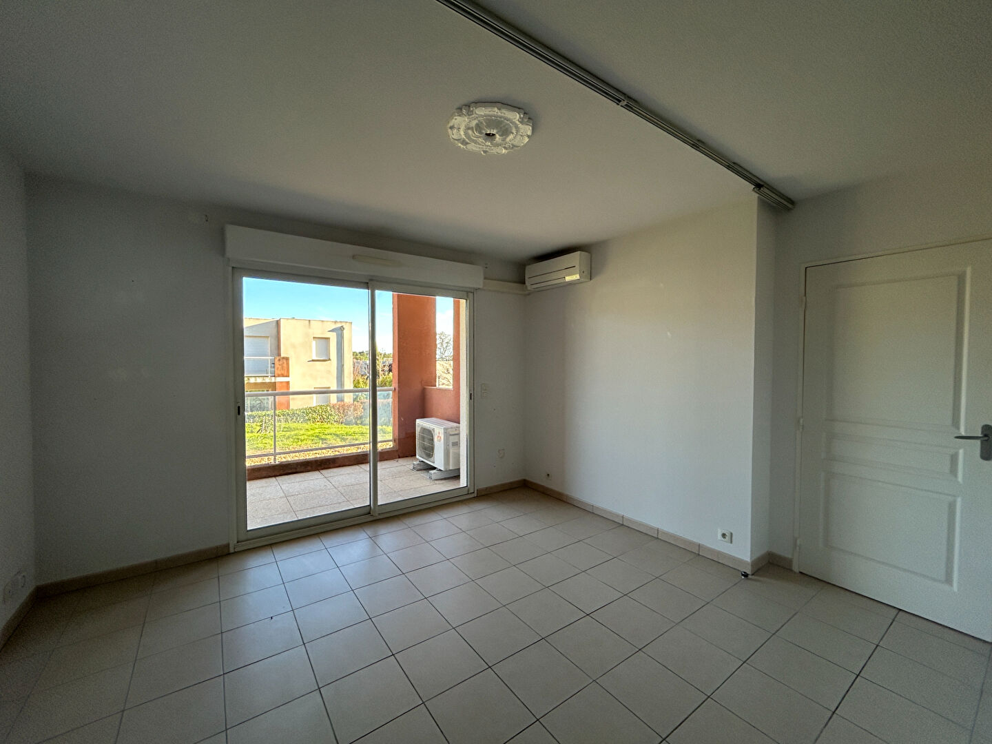 Appartement NIMES (30000) 2 pi&egrave;ces 38.92 m&sup2;