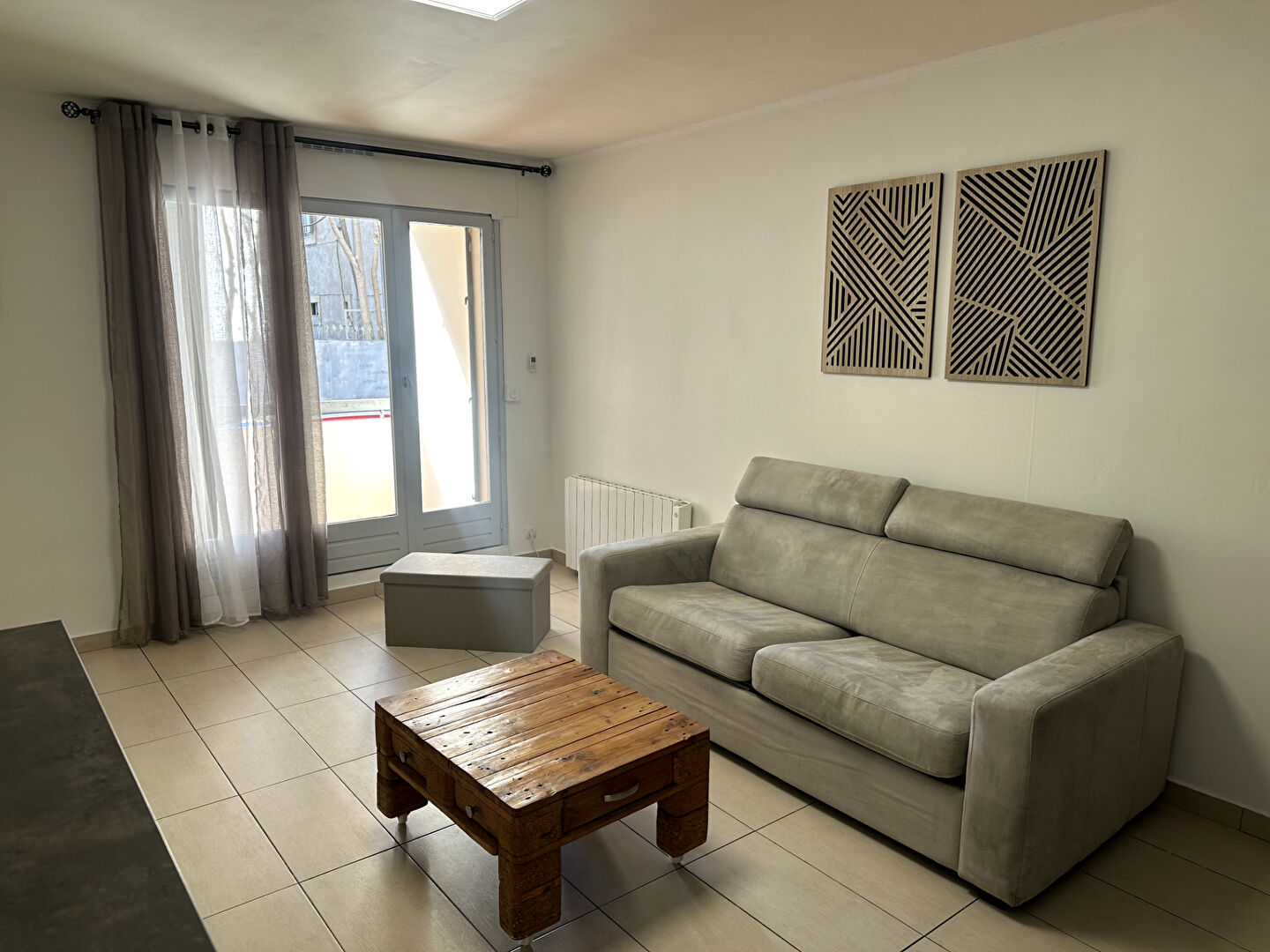 Appartement NIMES (30000) 1 pi&egrave;ce 27.90 m&sup2;