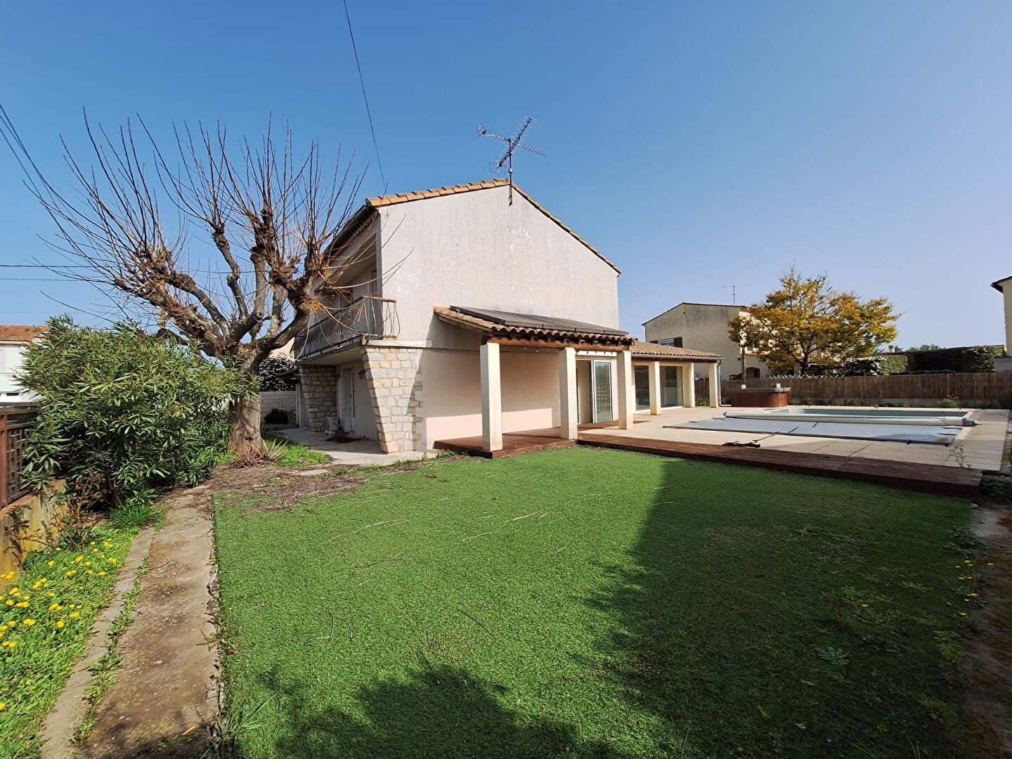 Maison MARGUERITTES (30320) 5 pi&egrave;ces 142.00 m&sup2;