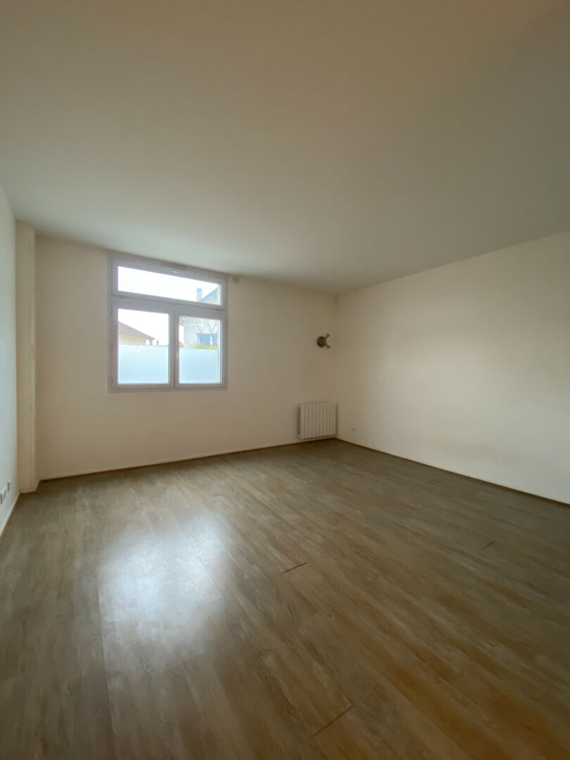 Appartement MASSY (91300) 1 pièce 26.83 m²
