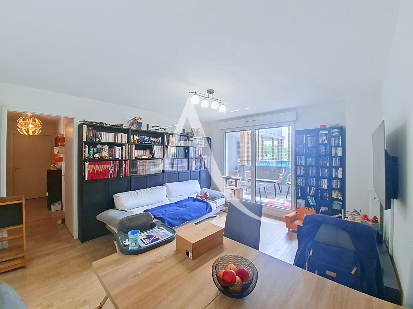 Massy (91) Exclusif 379 000 € Appartement 4 pièces , 3 chambres 76.10 m² Avec terrasse Voir le bien
