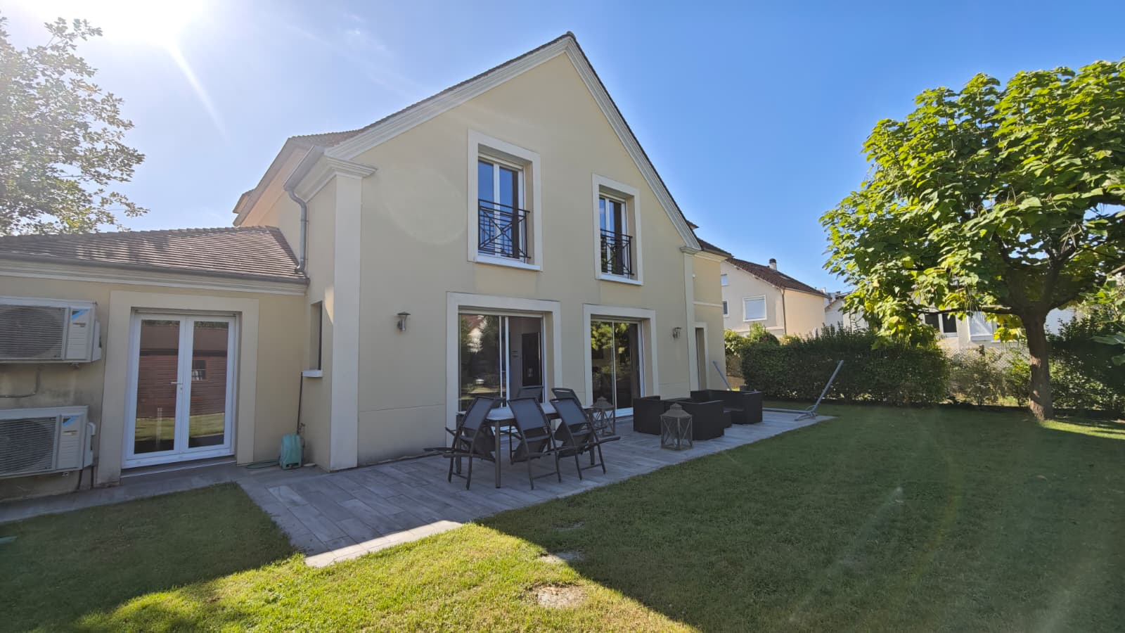Maison MASSY (91300) 7 pièces 223.00 m²