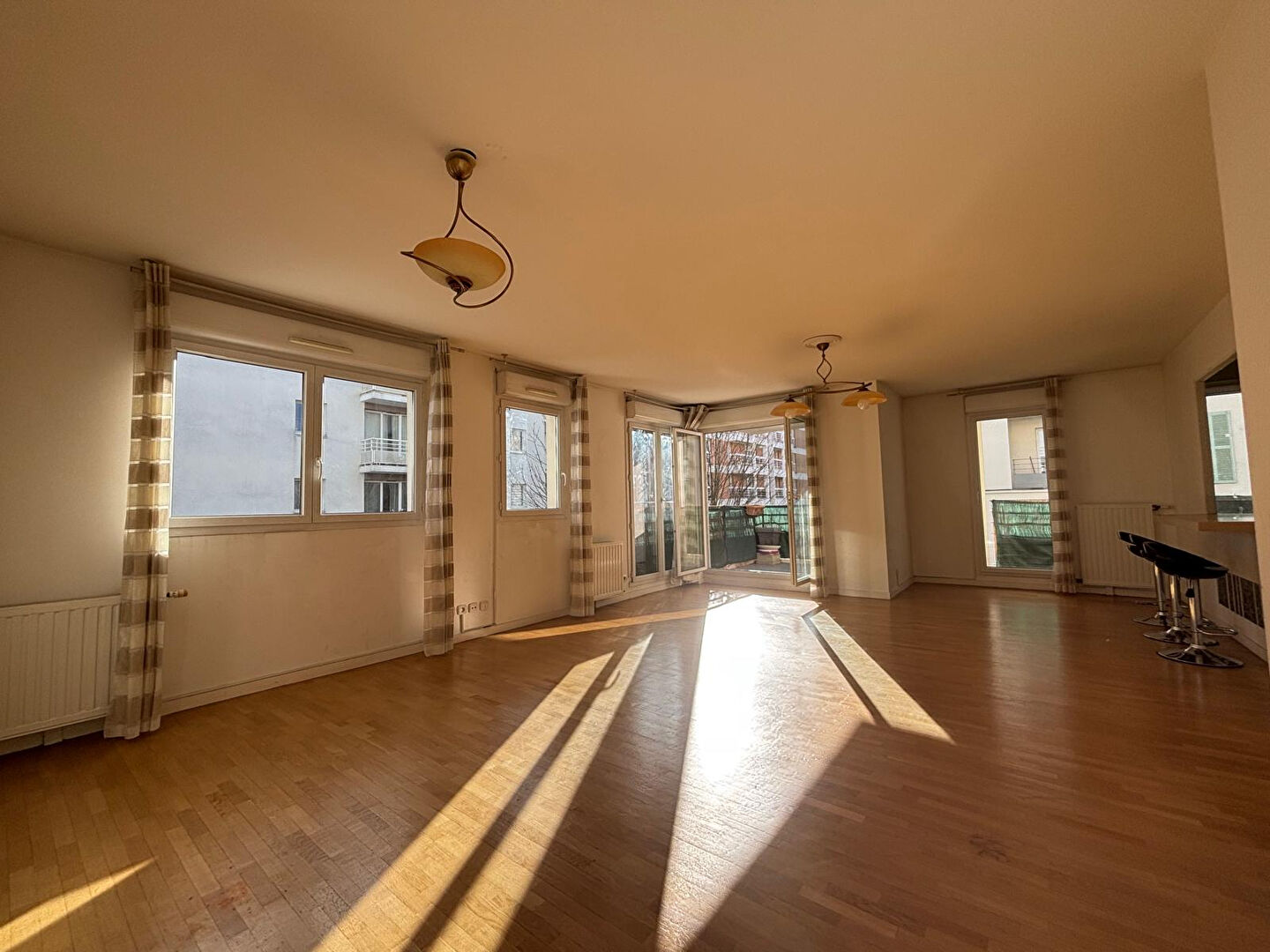 Appartement MASSY (91300) 5 pièces 96.58 m²