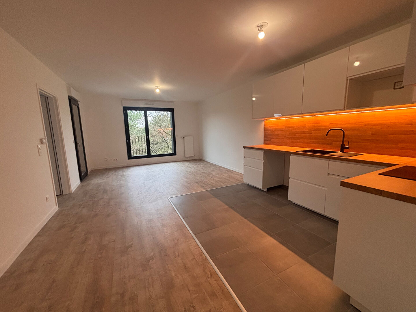 Appartement MASSY (91300) 4 pi&egrave;ces 77.68 m&sup2;