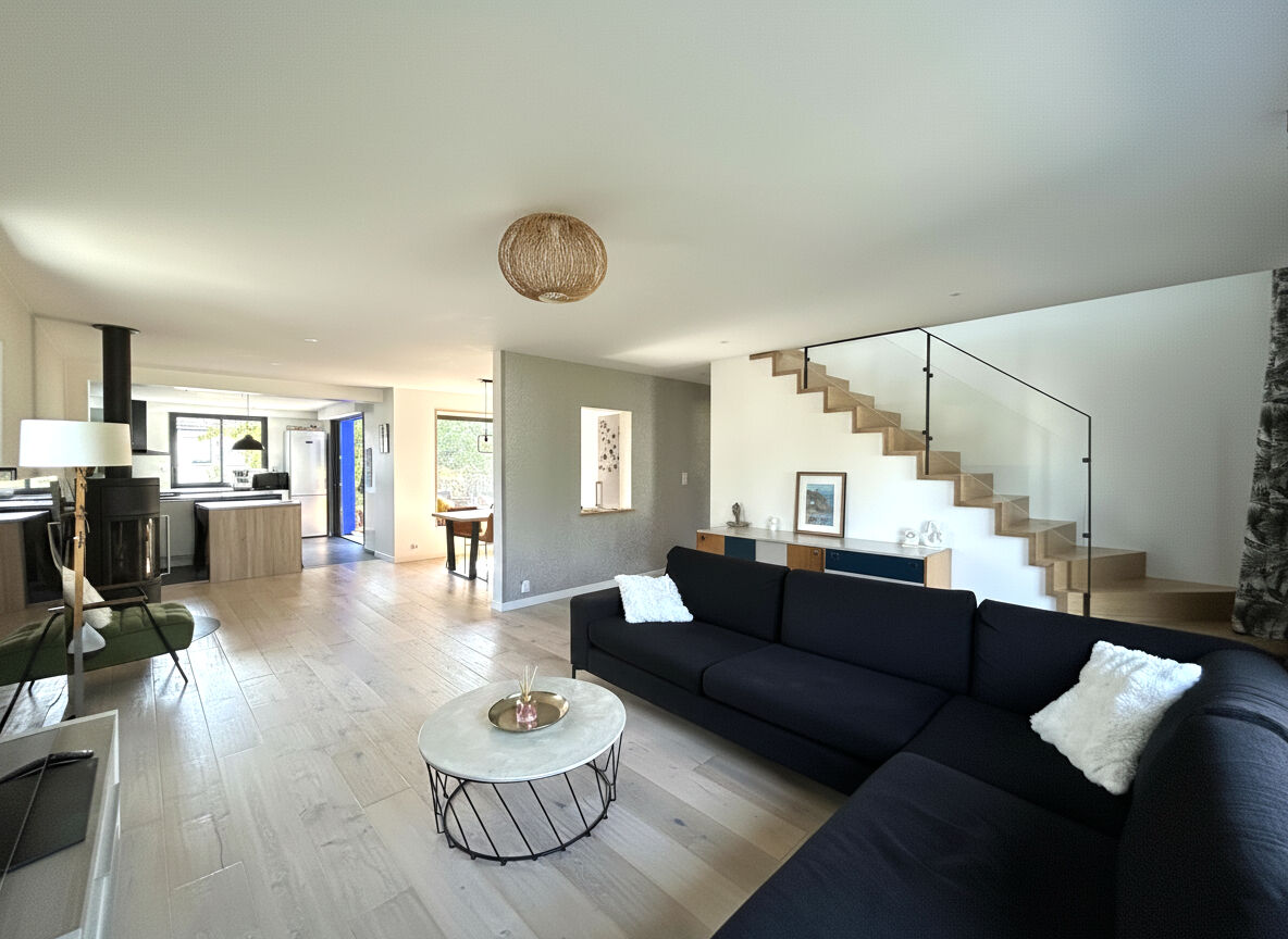 Maison ORVAULT (44700) 8 pi&egrave;ces 222.00 m&sup2;