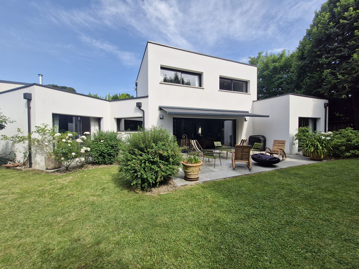 Demeure de Prestige ORVAULT (44700) 8 pi&egrave;ces 191.00 m&sup2;