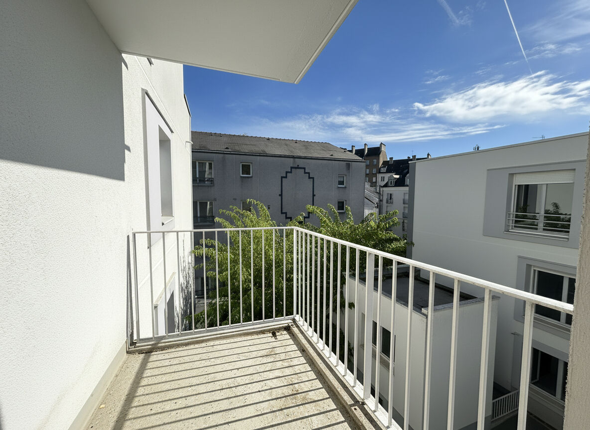 Appartement NANTES (44200) 2 pi&egrave;ces 43.72 m&sup2;