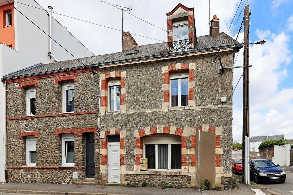 Immeuble SAINT NAZAIRE (44600) 6 pi&egrave;ces 107.87 m&sup2;