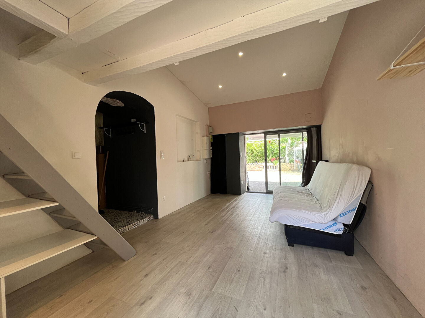 Pontault-Combault (77) Exclusif 129 000 € Appartement 2 pièces , 1 chambre 40.00 m² Voir le bien