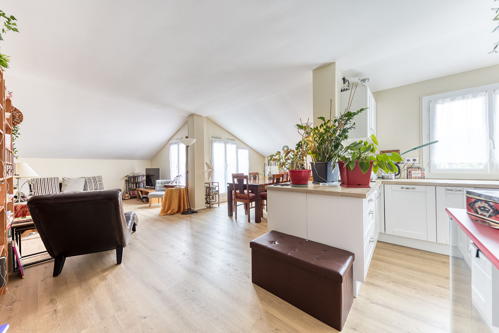 Appartement NOISIEL (77186) 5 pi&egrave;ces 100.00 m&sup2;