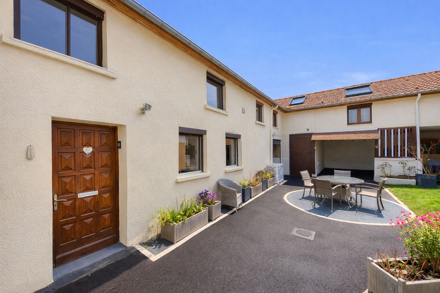 Appartement NOISIEL (77186) 8 pi&egrave;ces 143.00 m&sup2;