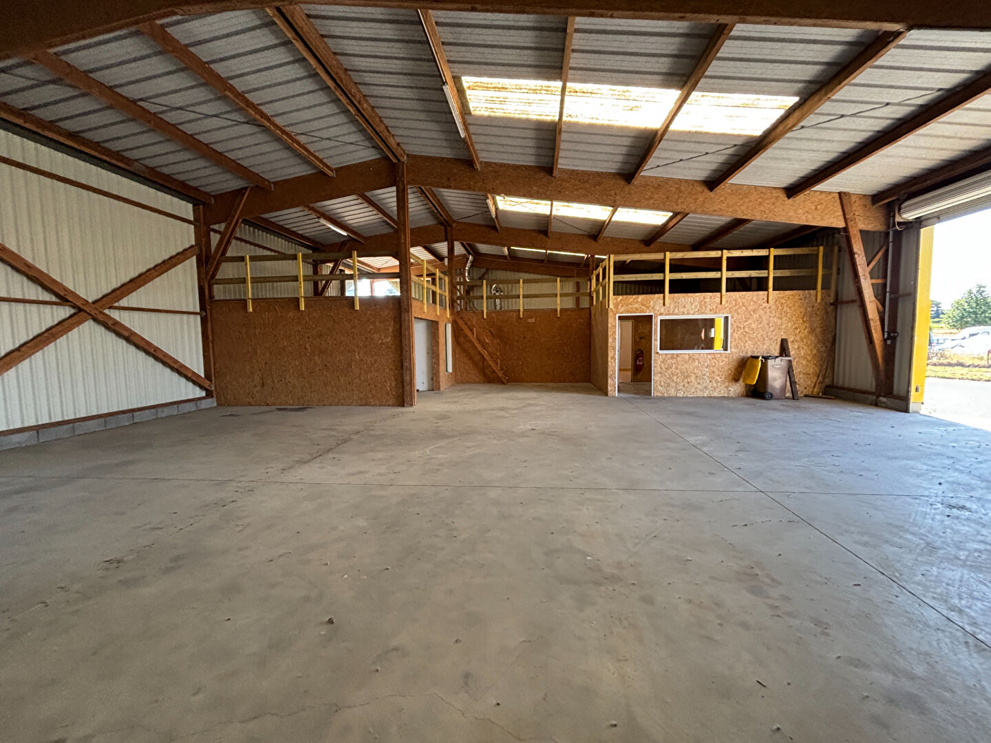 Entrepôt / Local industriel GUEMENE PENFAO (44290) 405.00 m²