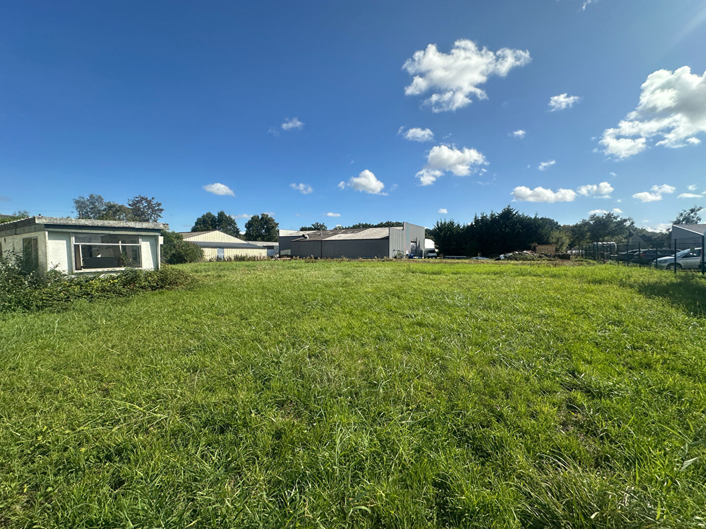 Terrain NOZAY (44170) 1800.00 m²