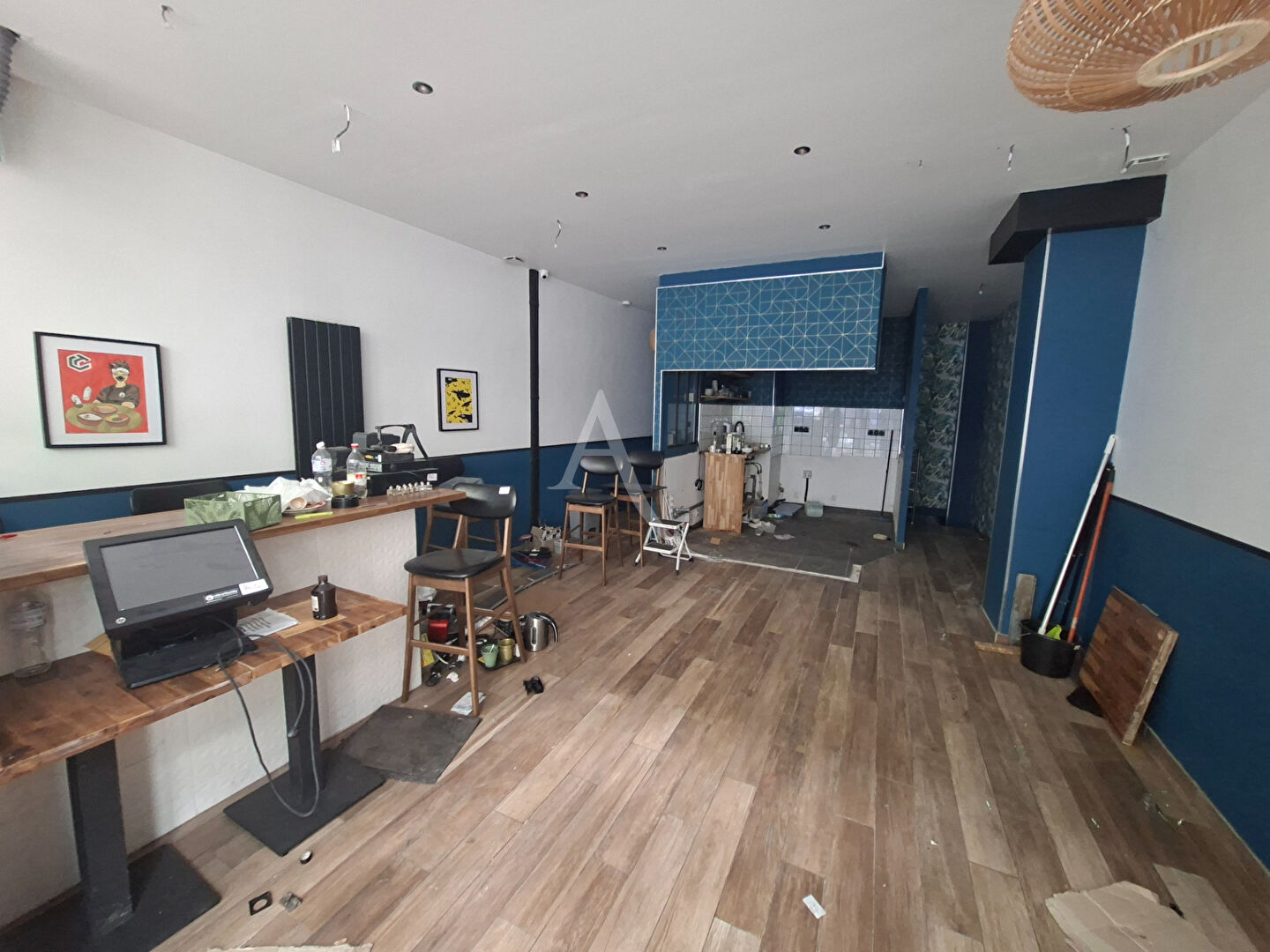 Local commercial PARIS (75013) 1 pièce 80.00 m²
