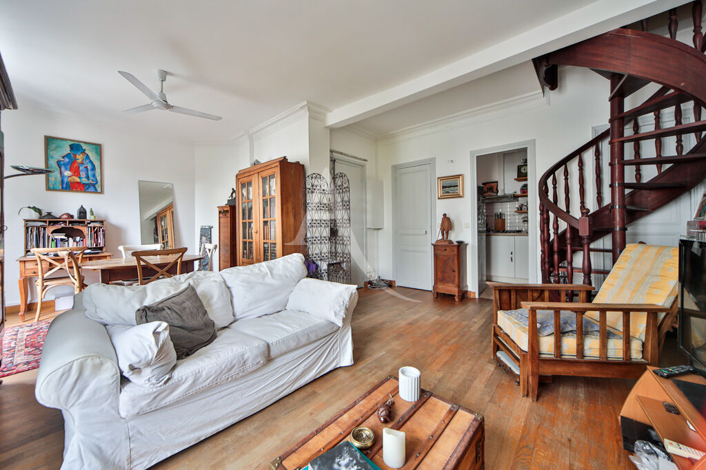 Appartement PARIS (75013) 4 pièces 66.00 m²