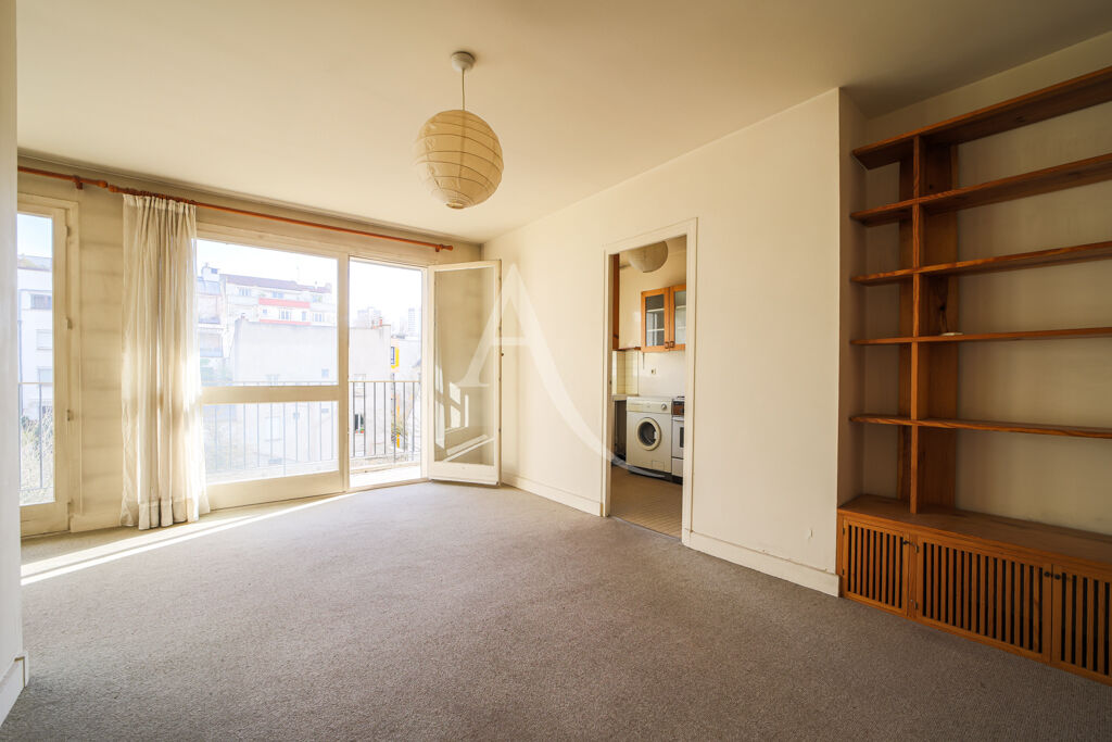Appartement PARIS (75013) 2 pièces 43.93 m²