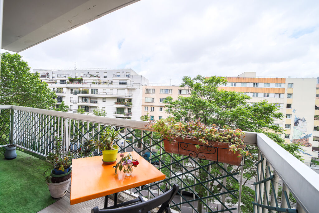 Paris 13 (75) Exclusif 420 000 € Appartement 2 pièces , 1 chambre 43.77 m² Avec balcon Voir le bien