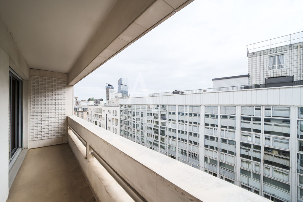 à 4 km de Montrouge Exclusif 499 000 € Appartement 3 pièces , 2 chambres 62.35 m² Avec balcon Voir le bien