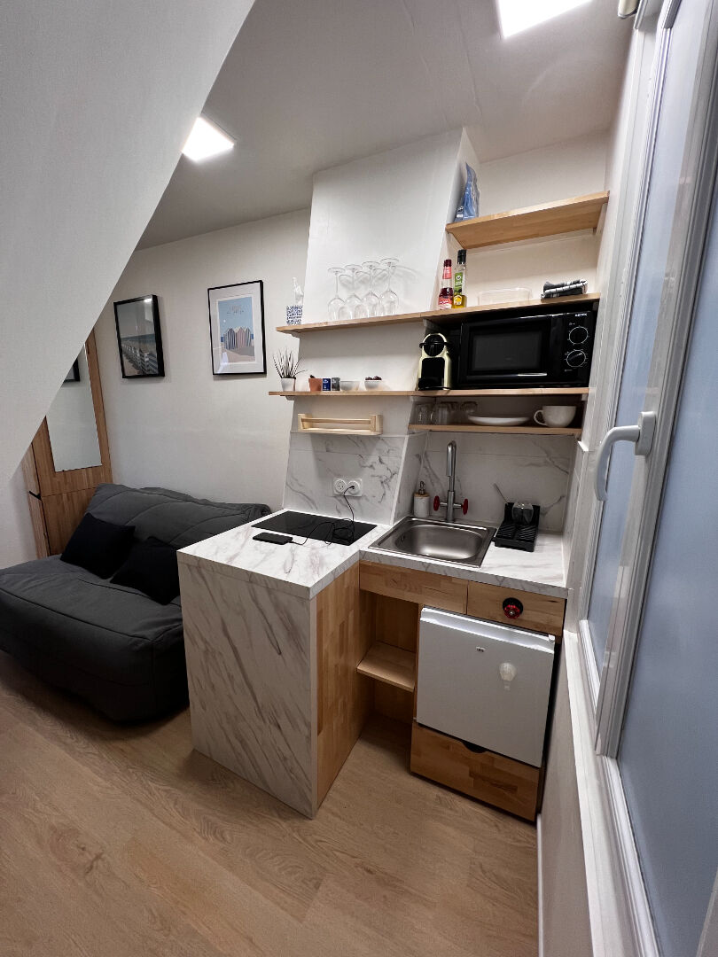 Appartement PARIS (75011) 1 pièce 12.84 m²
