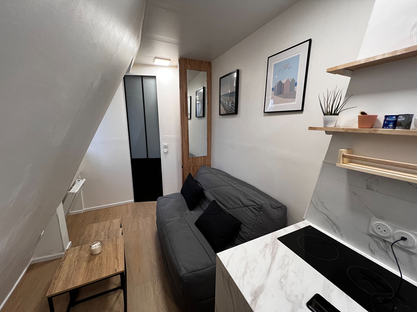 Appartement PARIS (75011) 1 pièce 12.84 m²