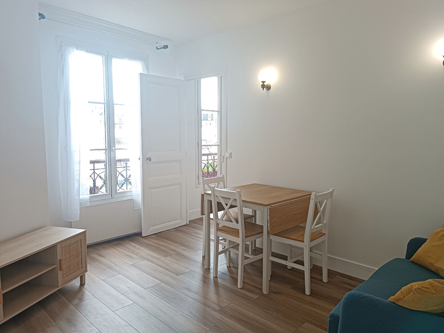 Appartement PARIS (75018) 2 pièces 34.00 m²