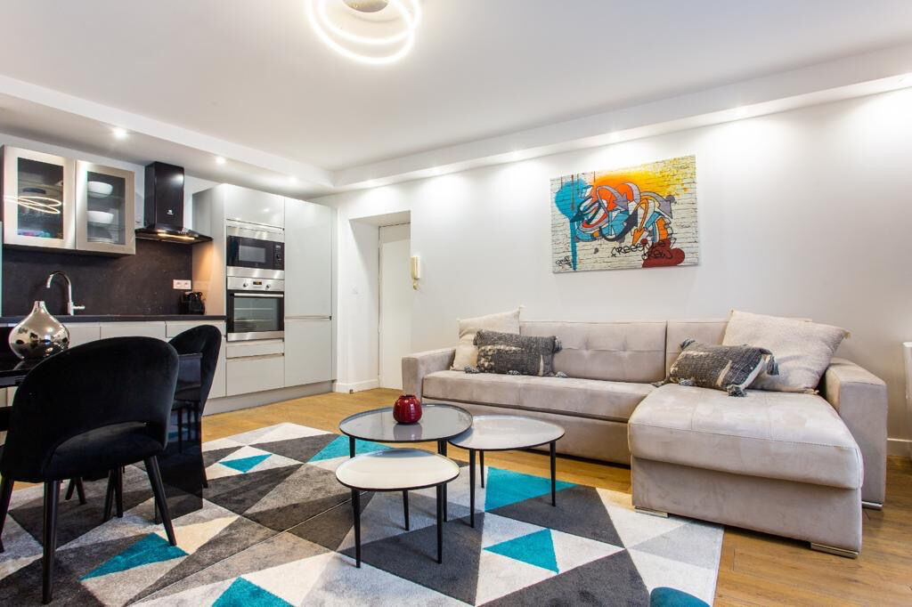 Appartement PARIS (75011) 3 pièces 53.00 m²