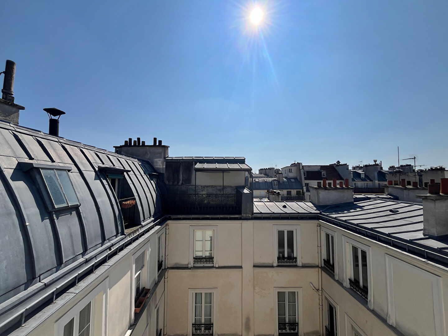 Appartement PARIS (75011) 1 pièce 9.10 m²