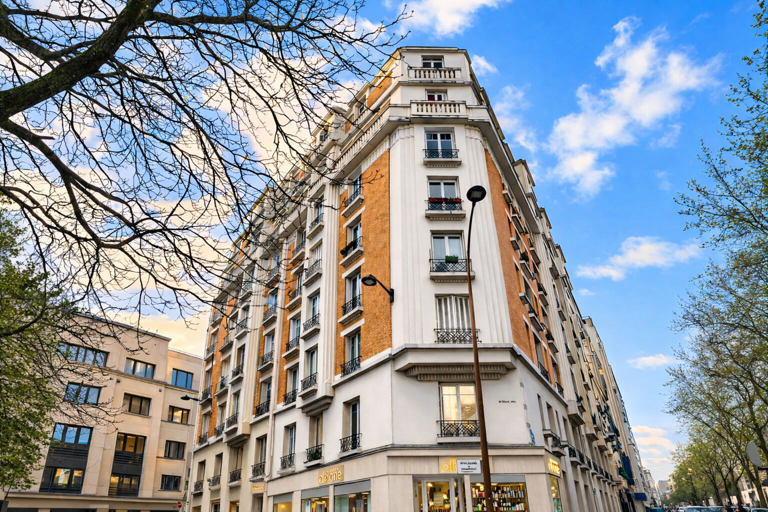 Appartement PARIS (75011) 2 pi&egrave;ces 41.83 m&sup2;