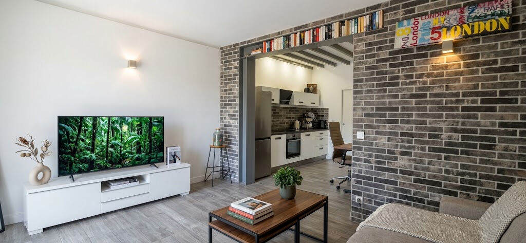 Romainville (93) 235 000 € Appartement 2 pièces , 1 chambre 37.82 m²