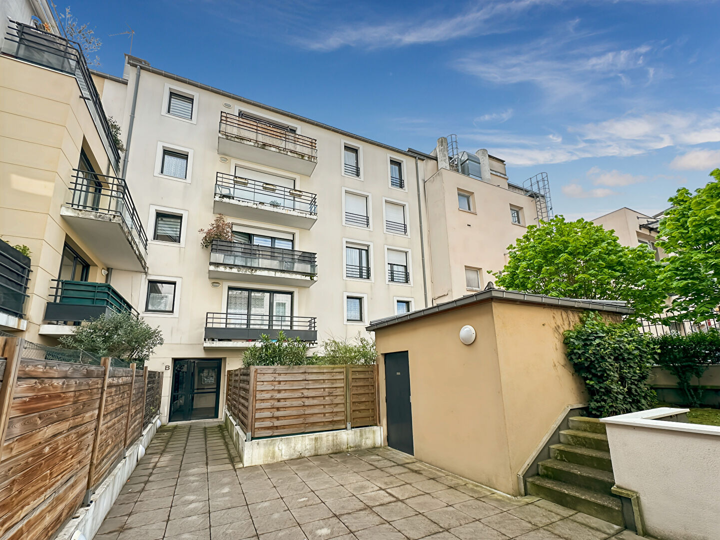 Poissy (78) Exclusif 399 000 € Appartement 4 pièces , 3 chambres 91.03 m² Avec balcon