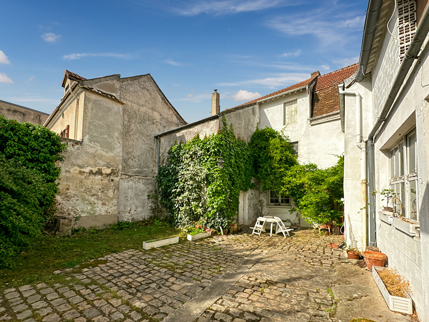 Maison TRIEL SUR SEINE (78510) 6 pièces 530.00 m²