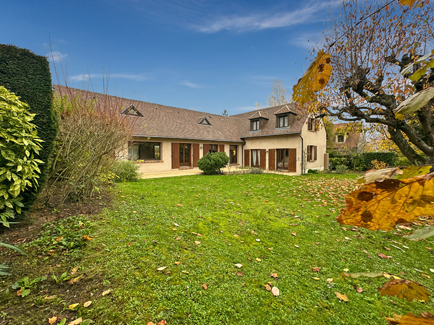 Maison CHAMBOURCY (78240) 10 pi&egrave;ces 223.00 m&sup2;