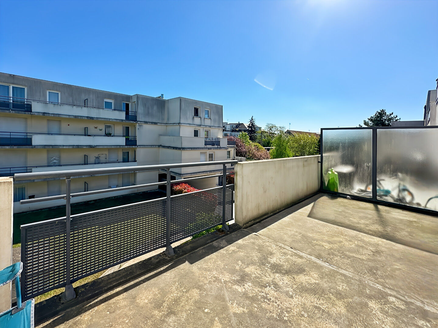 Appartement CARRIERES SOUS POISSY (78955) 2 pi&egrave;ces 36.21 m&sup2;