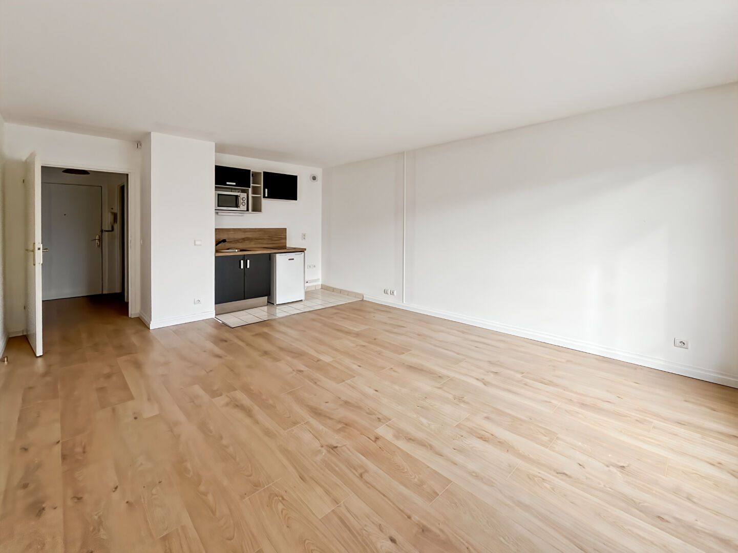 Appartement POISSY (78300) 1 pi&egrave;ce 30.10 m&sup2;