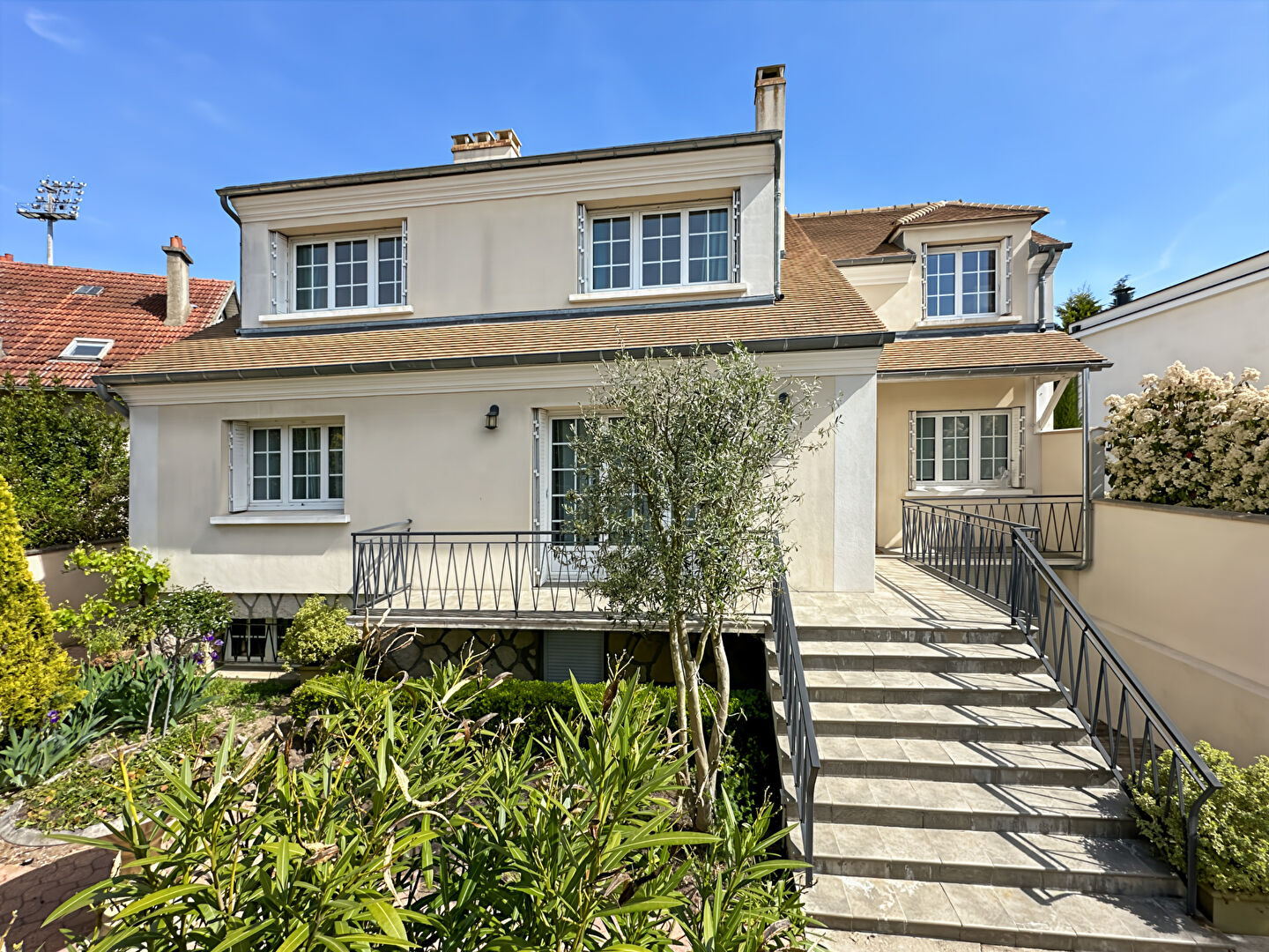 Maison POISSY (78300) 7 pi&egrave;ces 229.82 m&sup2;