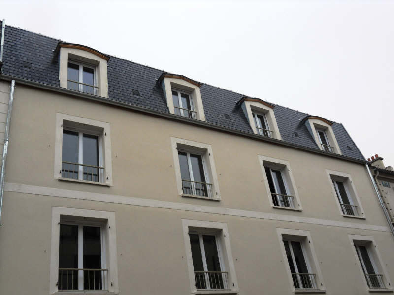 à 21 km de Us 950 € / mois cc Appartement 2 pièces , 1 chambre 45.00 m² Voir le bien