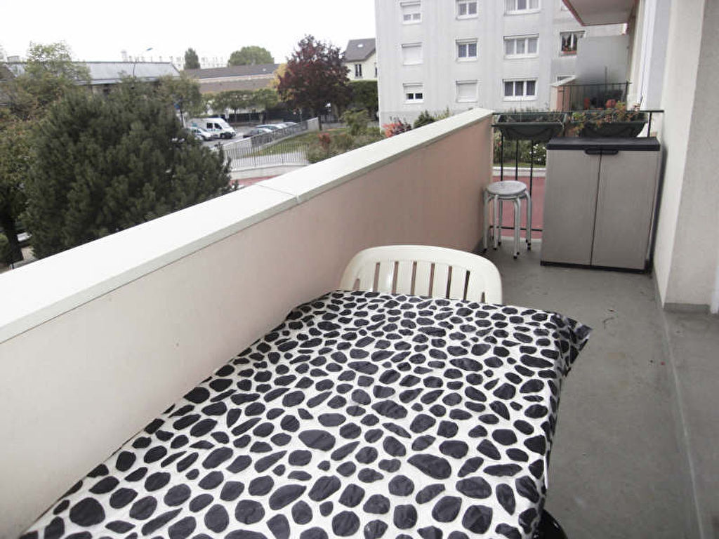 Appartement POISSY (78300) 1 pi&egrave;ce 22.25 m&sup2;