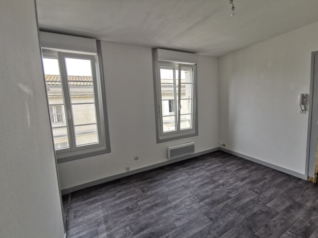 Appartement ROCHEFORT (17300) 2 pi&egrave;ces 30.04 m&sup2;