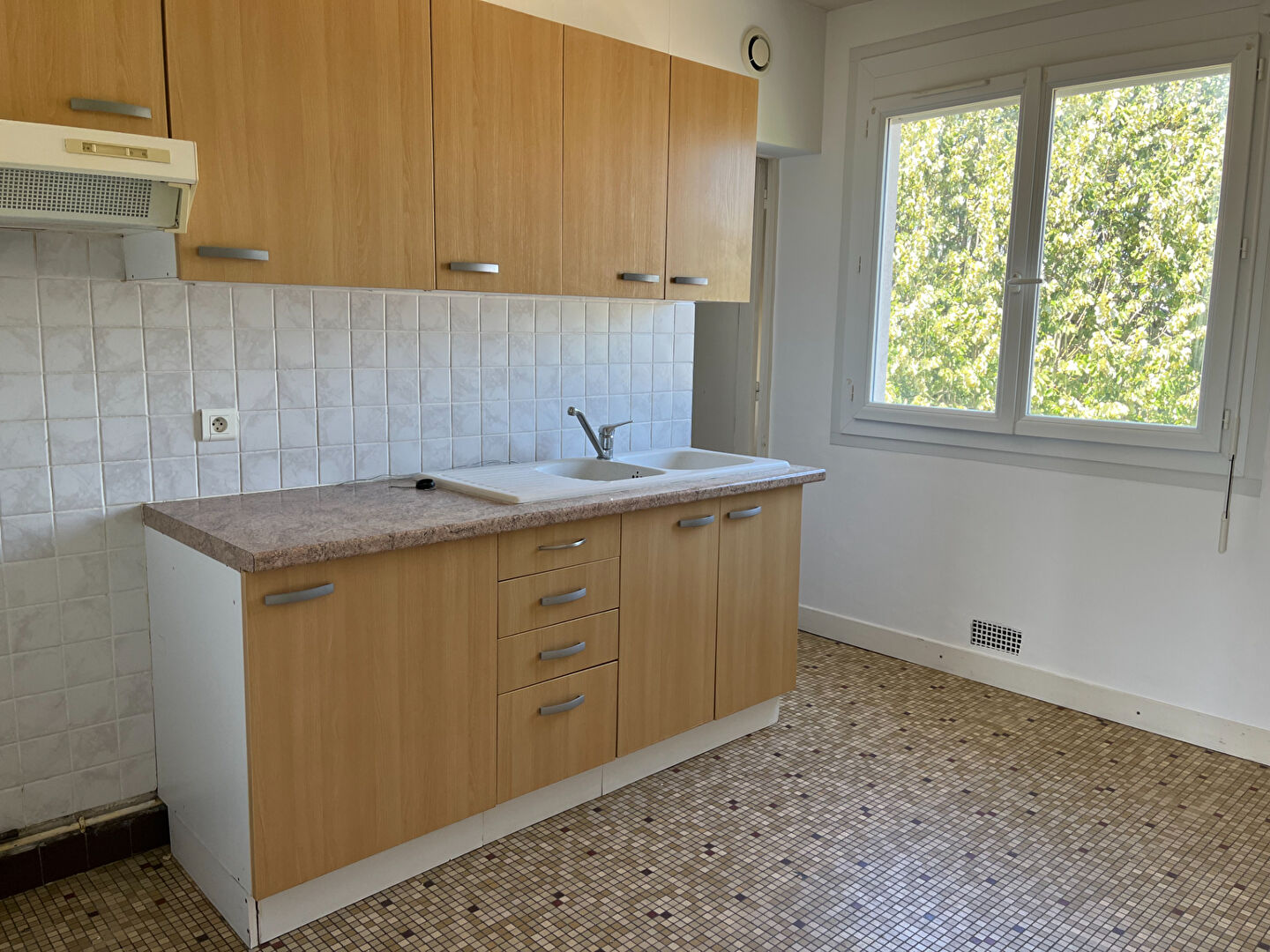 Appartement ROCHEFORT (17300) 4 pièces 71.88 m²