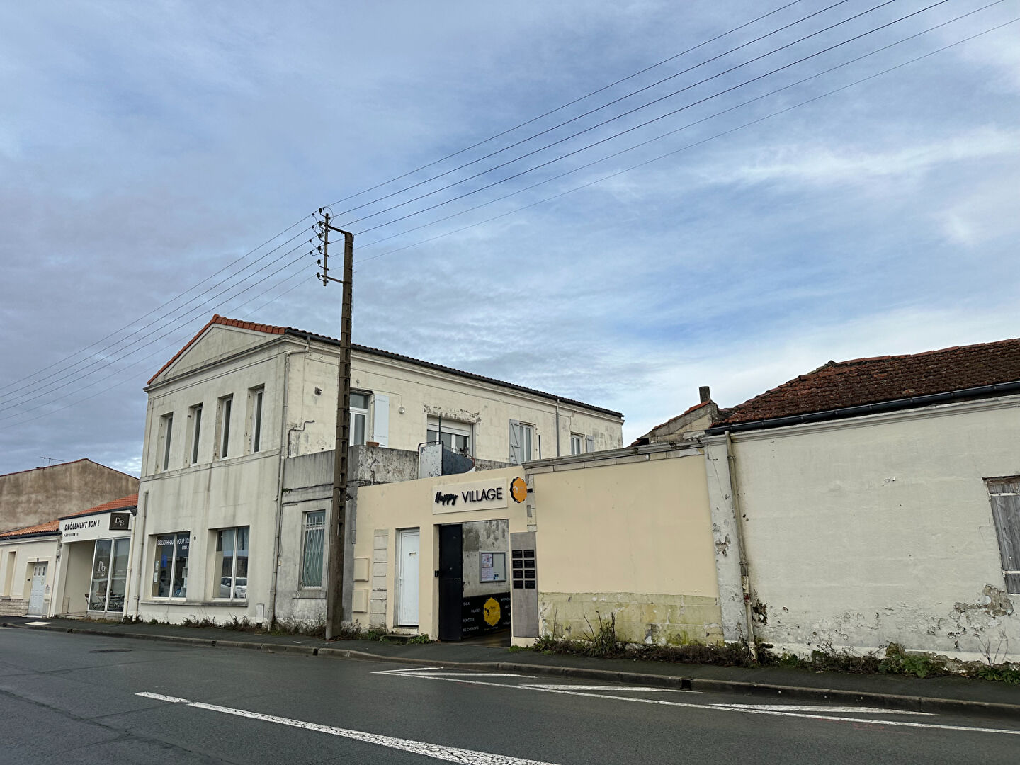 Immeuble ROCHEFORT (17300) 8 pi&egrave;ces 752.10 m&sup2;