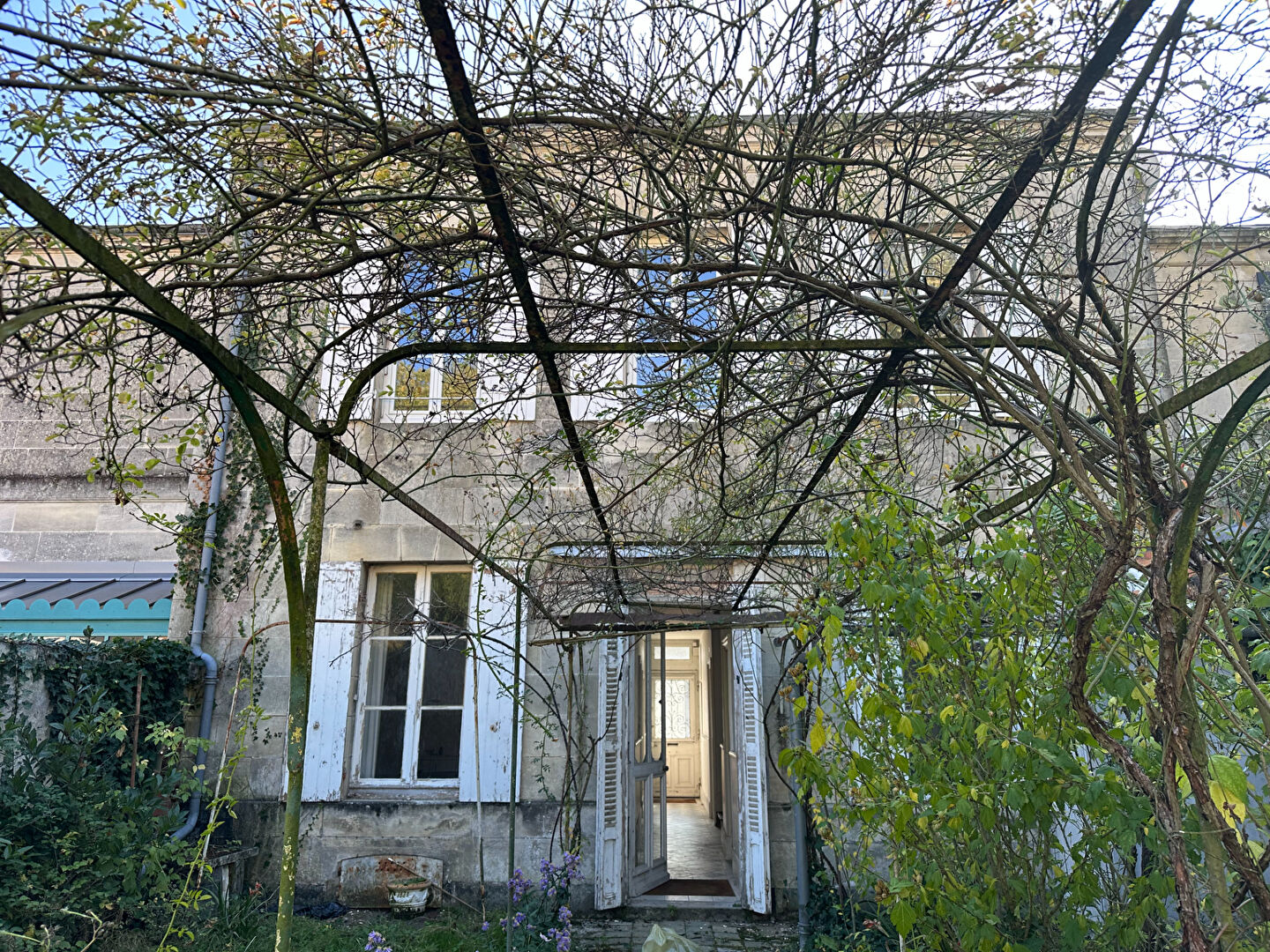 Maison ROCHEFORT (17300) 8 pièces 121.00 m²