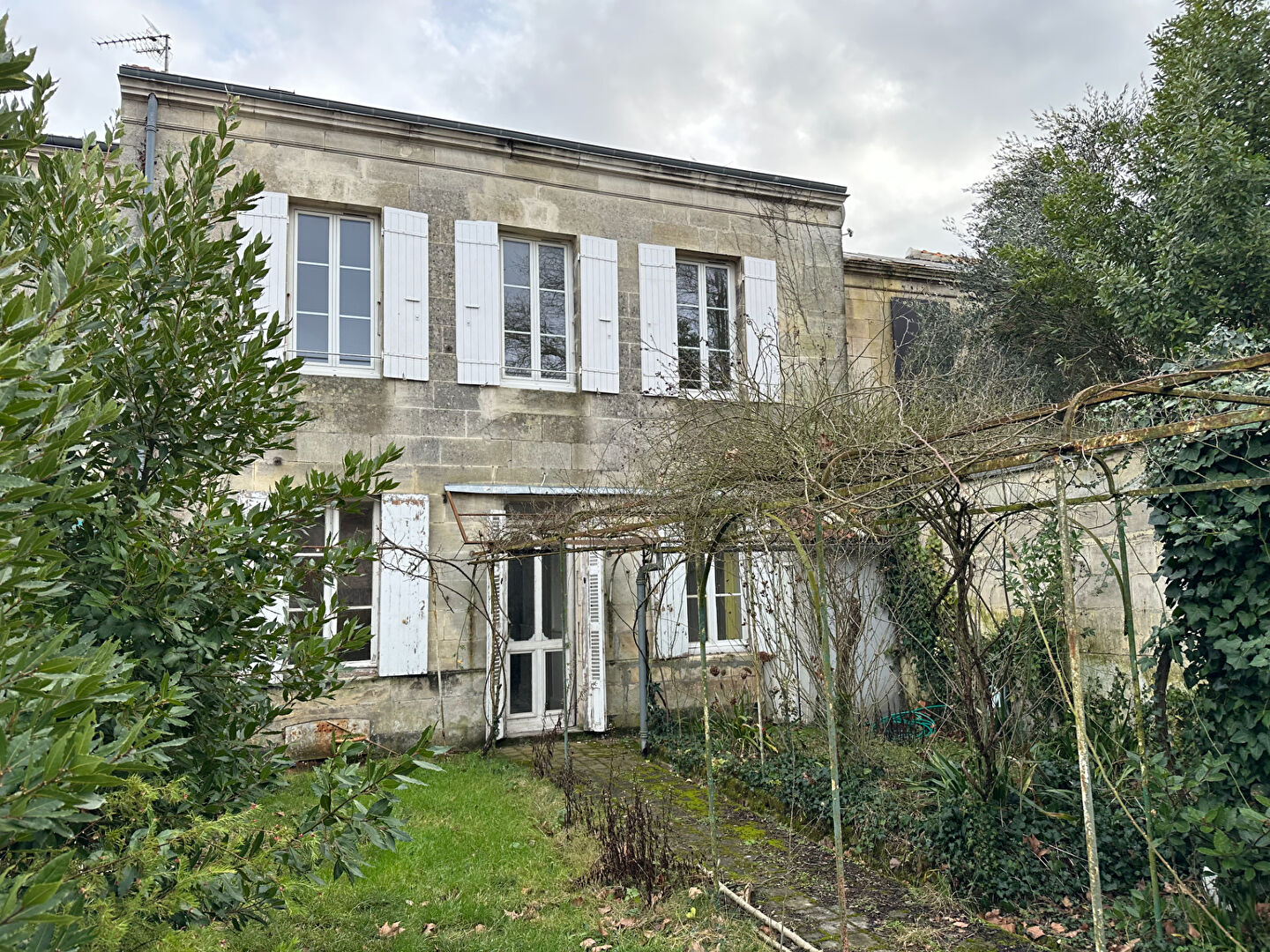 Maison ROCHEFORT (17300) 8 pi&egrave;ces 121.00 m&sup2;