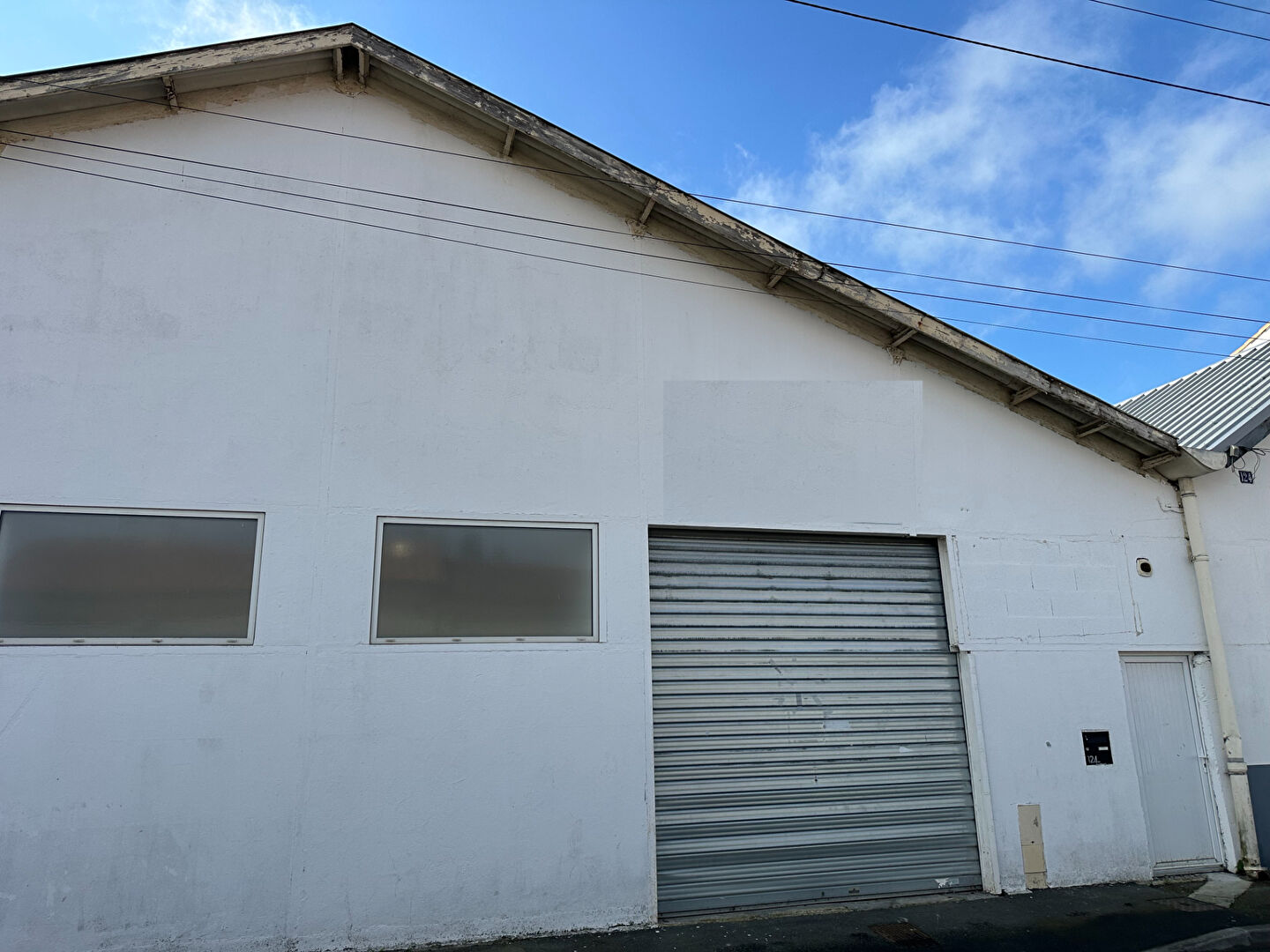 Entrep&ocirc;t / Local industriel ROCHEFORT (17300) 207.78 m&sup2;